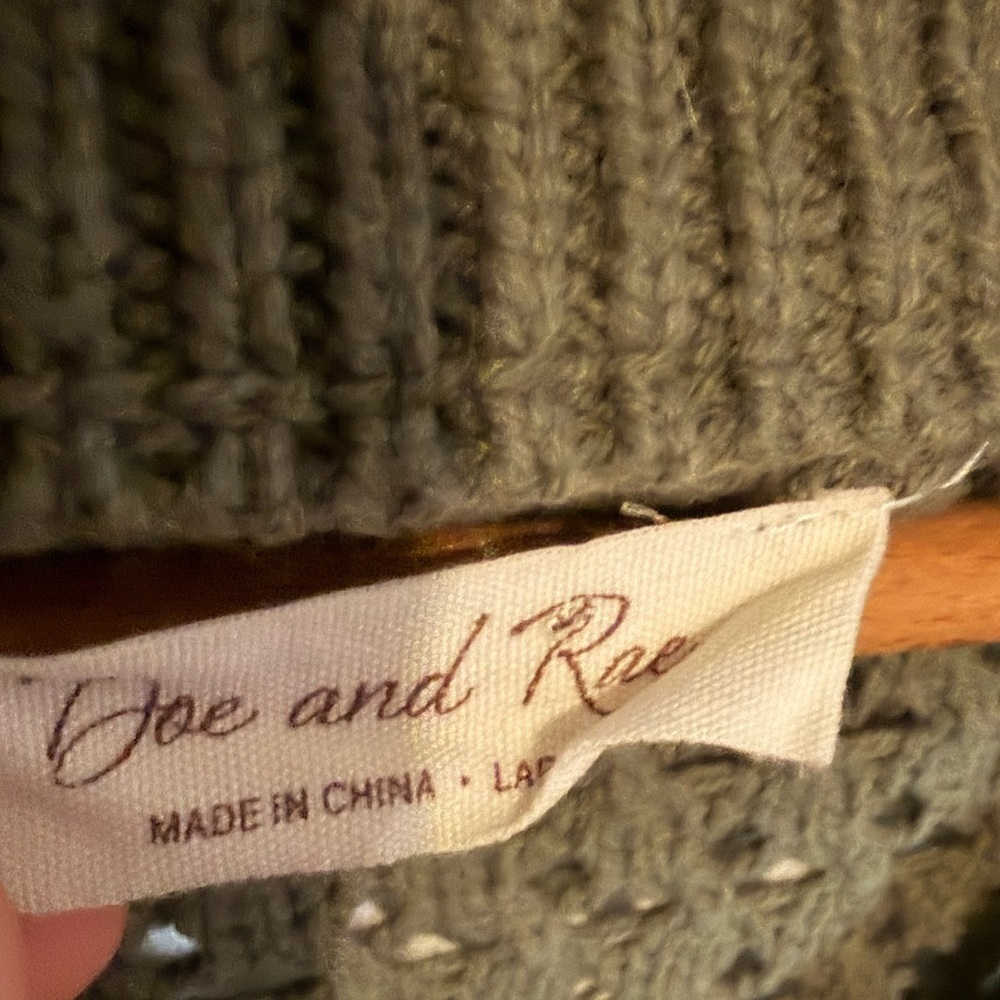 Doe and Rae Cherished Moment Open Knit Zip Up Cardigan Olive Size Large - Picture 2 of 9